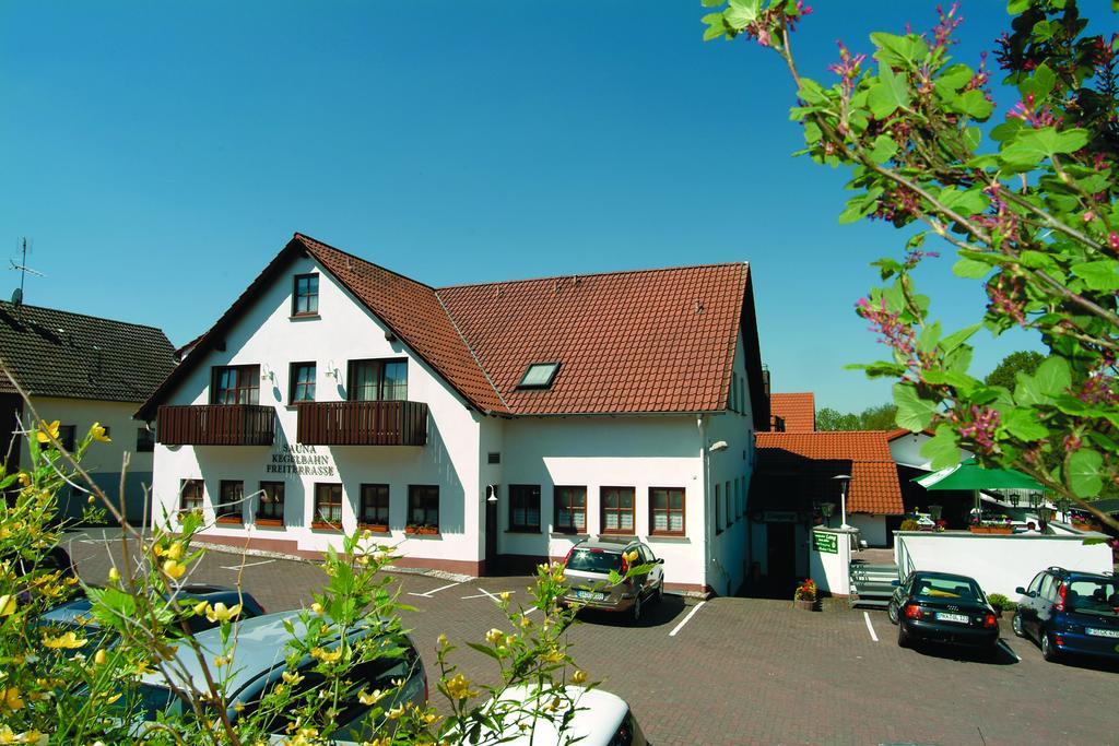 Landgasthof Lang Zum Adler Oberkalbach Esterno foto